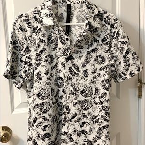 Lululemon short sleeve button down shirt